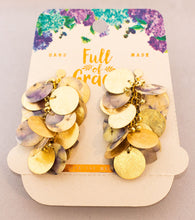 Cargar imagen en el visor de la galería, Aretes con flores naturales. Producto 100% hecho a mano. Una joya de la flora colombiana.