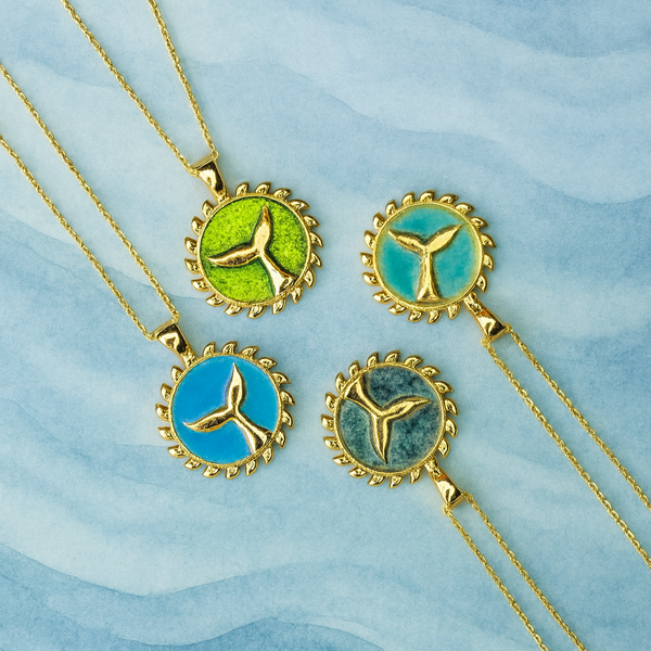 Collar cola de ballena