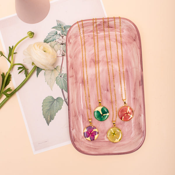 Collar circular con caja - Mediano