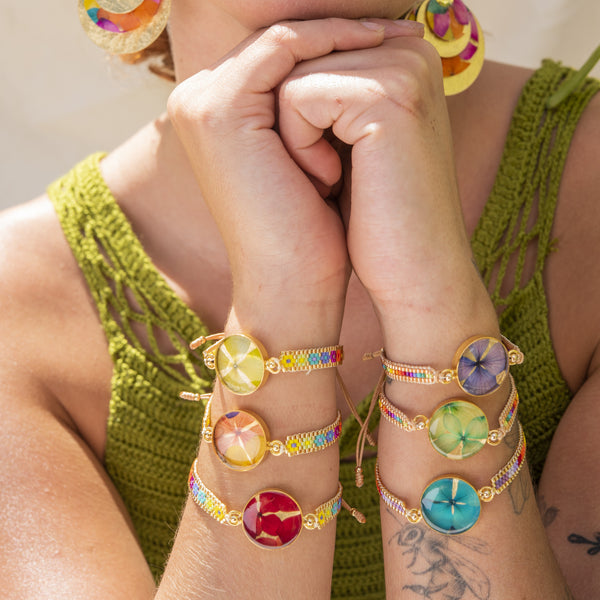 Pulsera en resina con caja, tejido Miyuki