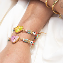 Cargar imagen en el visor de la galería, Pulsera corazón dije
