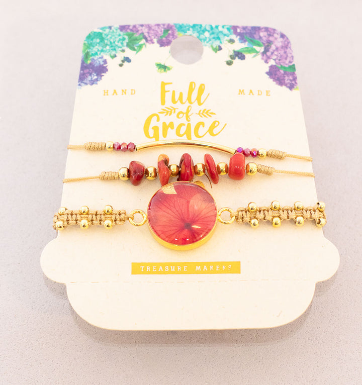 Pulseras con flores naturales. Producto 100% hecho a mano. Una joya de la flora colombiana.