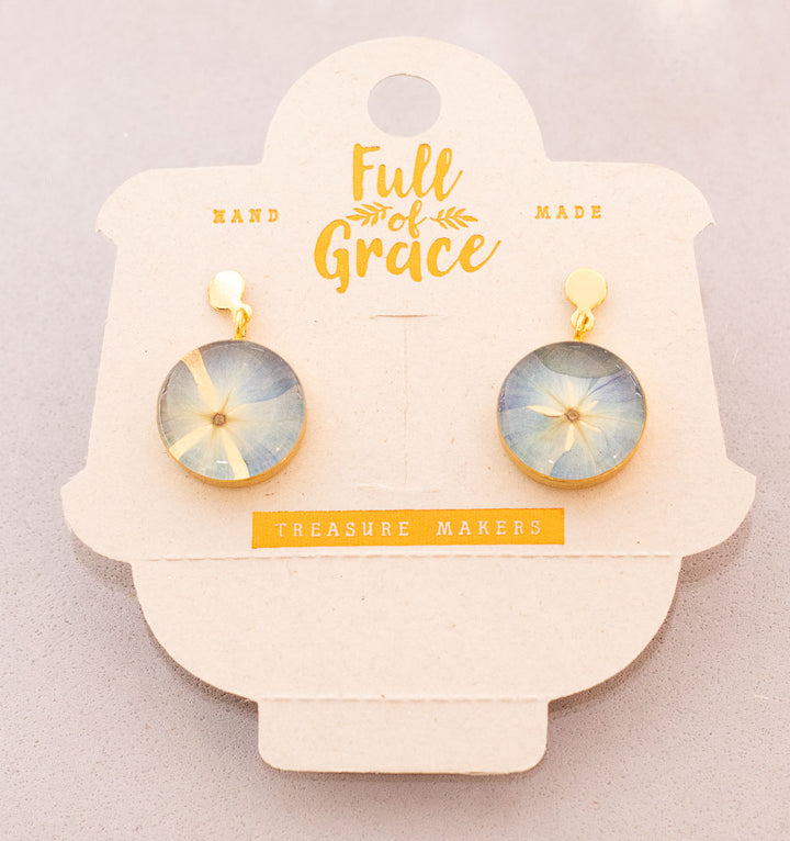 Aretes con flores naturales. Producto 100% hecho a mano. Una joya de la flora colombiana.