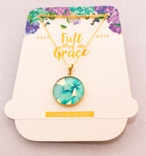 Cargar imagen en el visor de la galería, Collar circular con caja - Mediano
