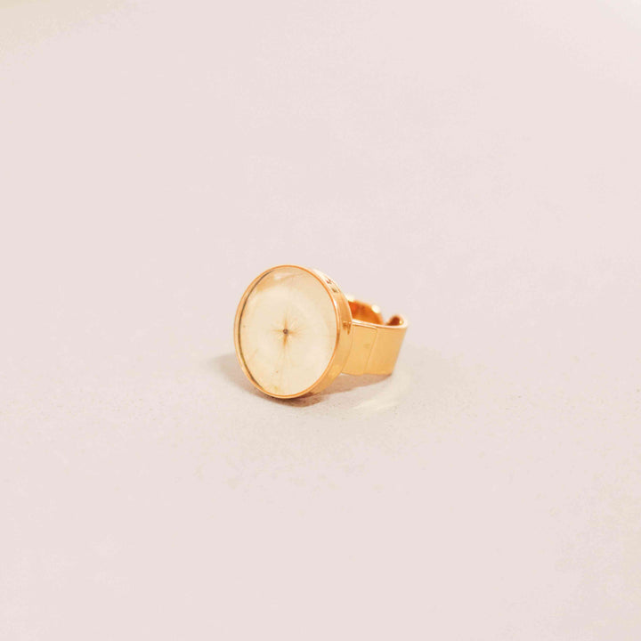 Anillos con flores naturales. Producto 100% hecho a mano. Una joya de la flora colombiana.